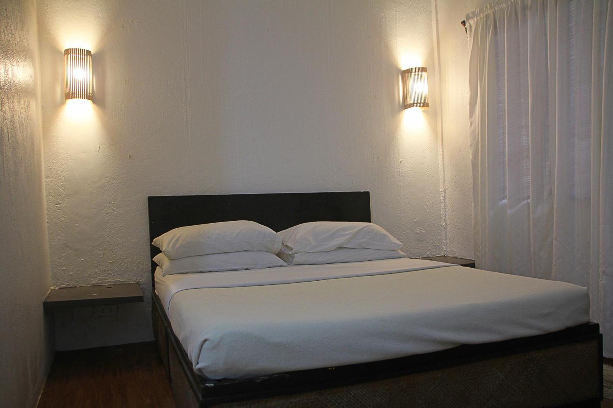 Lazy Dog Bed & Breakfast Balabag  Экстерьер фото