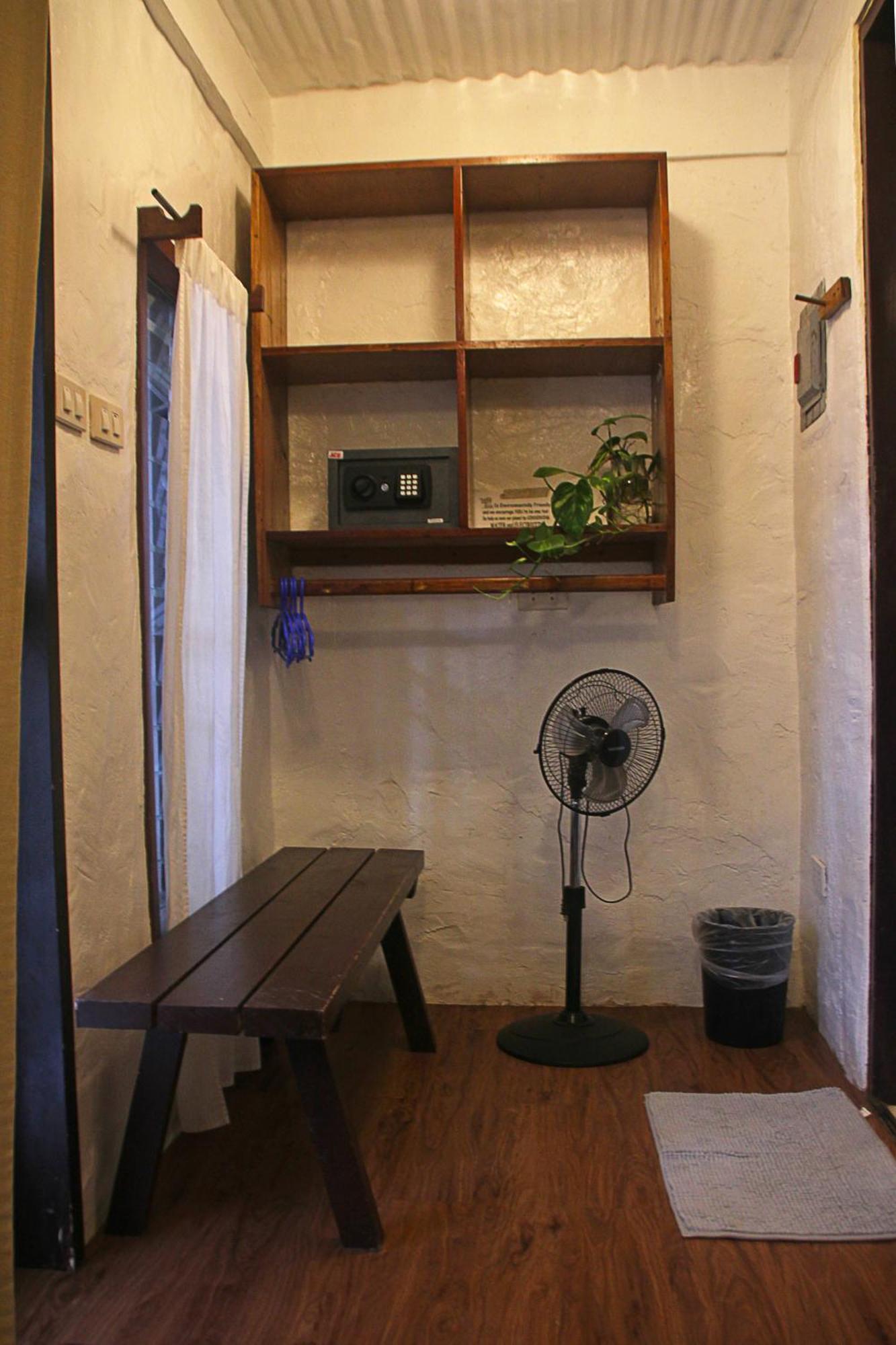 Lazy Dog Bed & Breakfast Balabag  Экстерьер фото