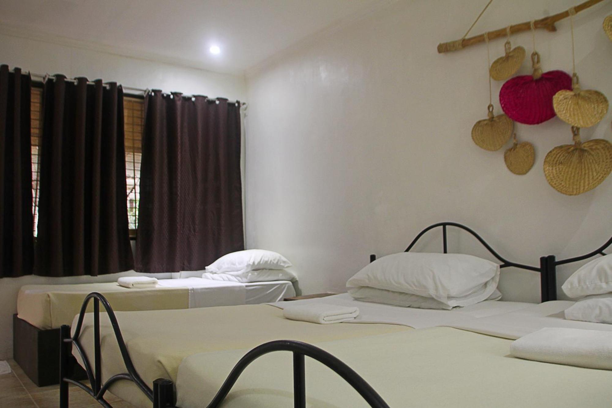 Lazy Dog Bed & Breakfast Balabag  Экстерьер фото
