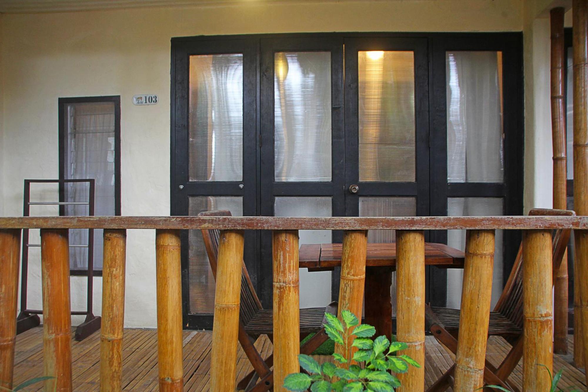 Lazy Dog Bed & Breakfast Balabag  Экстерьер фото