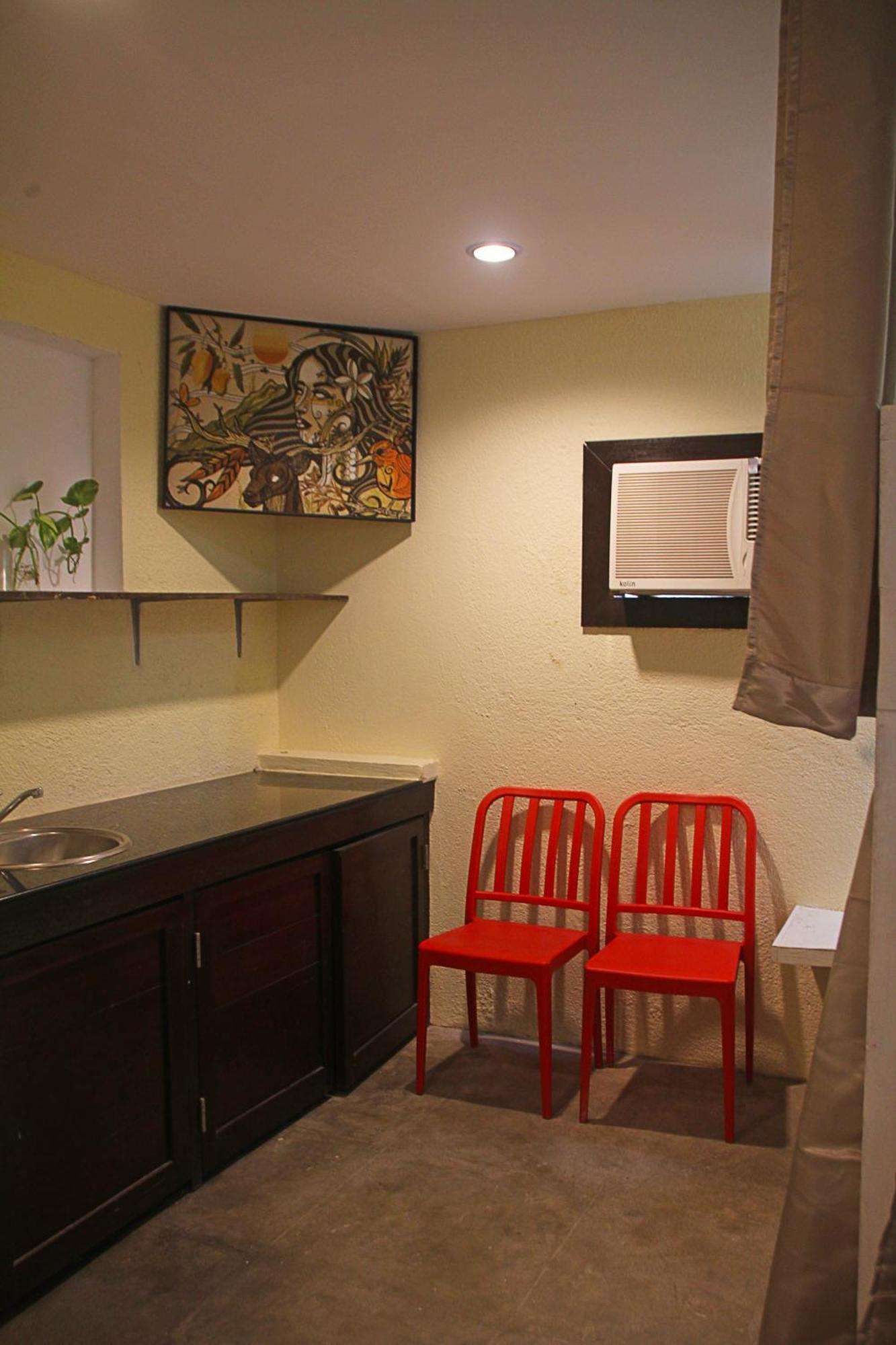 Lazy Dog Bed & Breakfast Balabag  Экстерьер фото